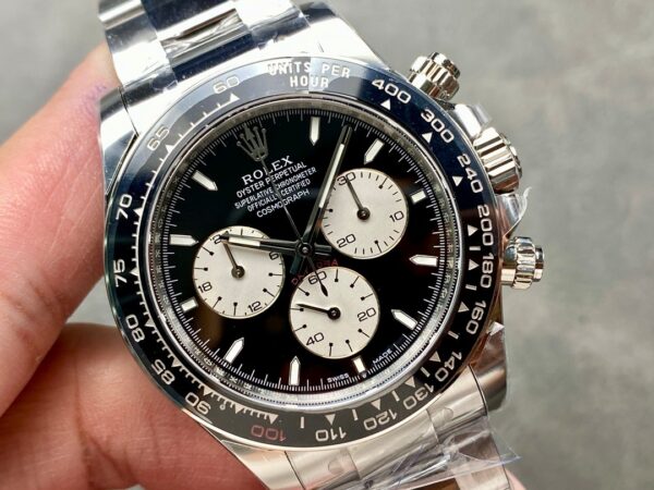 Rolex Cosmograph Daytona 126529LN