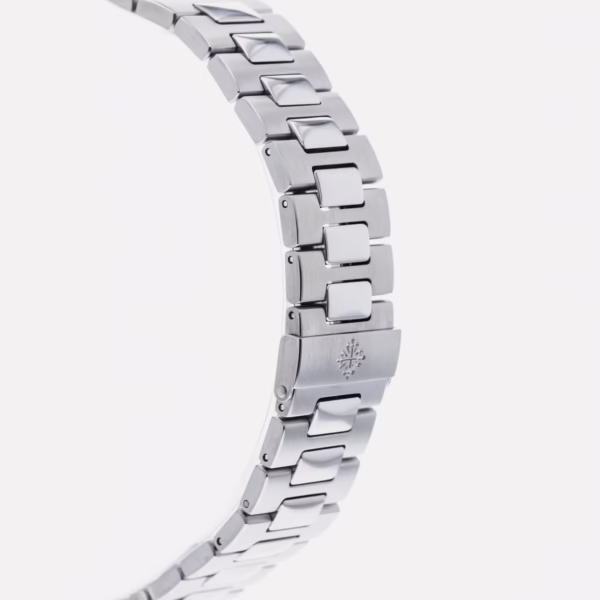 Patek Philippe Nautilus 5712A