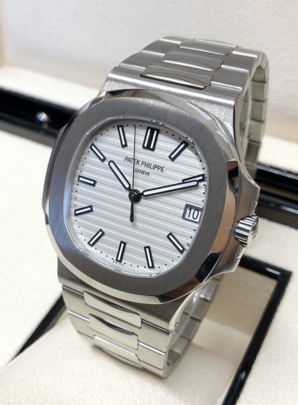 Patek Philippe Nautilus 5711/1A-011 White Dial